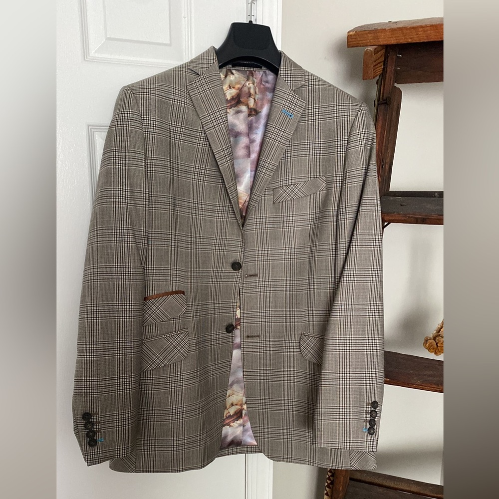 Ted Baker mens jacket size 40R like new